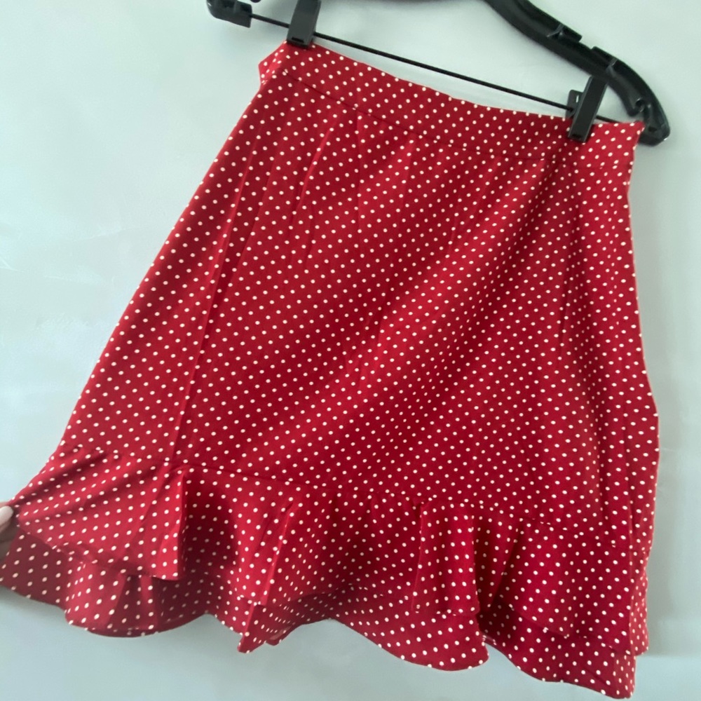 NEVER WORN. Red Polka-Dot Skirt.